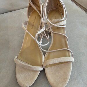 Banana Republic Nude Suede Strappy Tasseled Sandals - Size 9M